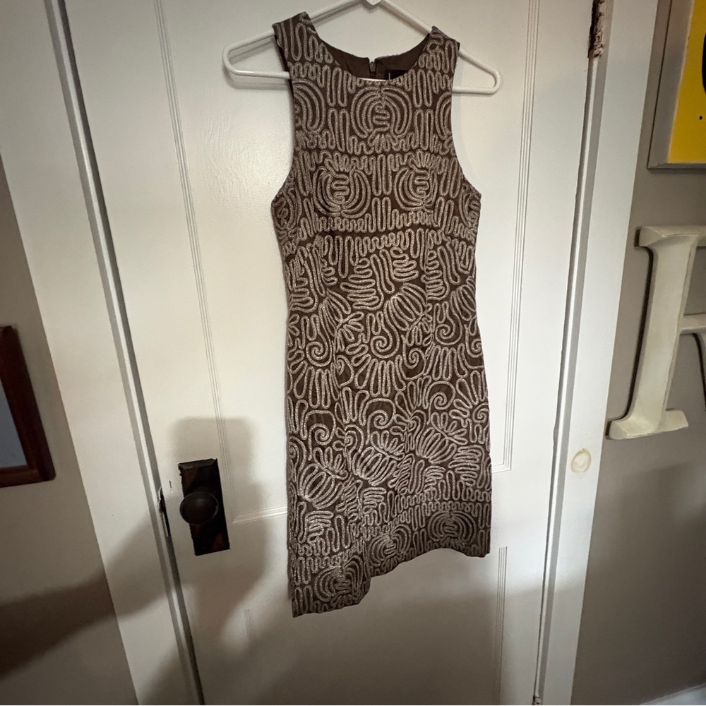 Nicole Miller Collection Dress 100% Silk Embroidered Sleeveless size 2